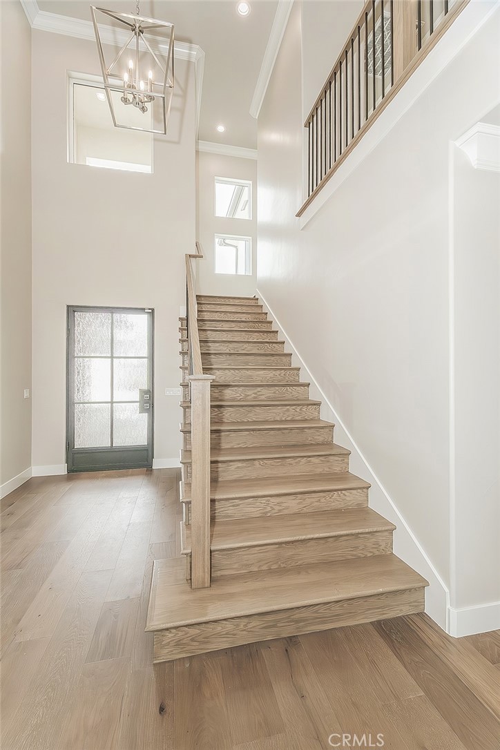 11421 N Live Oak Dr, Fresno, CA 93730