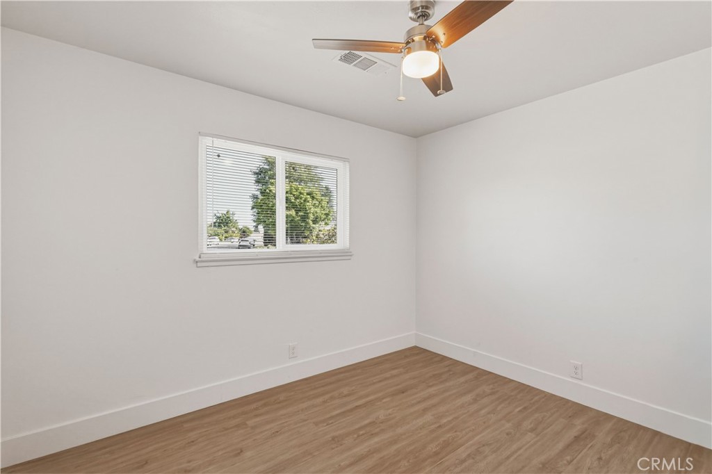 5703 E Hampton, Fresno, CA 93727