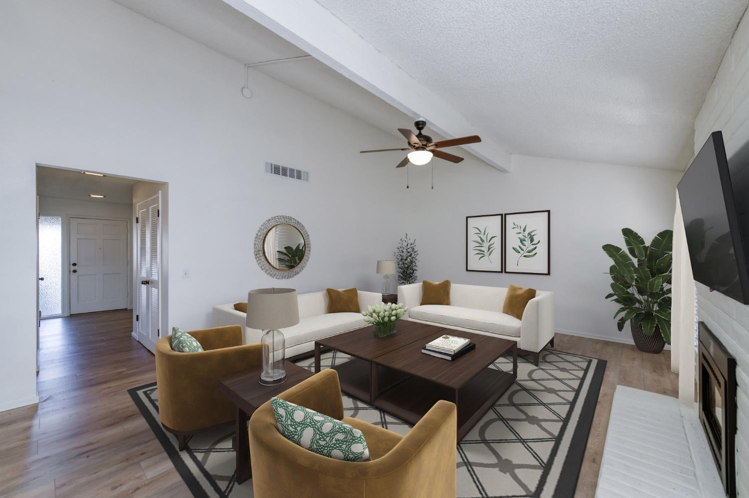 1068 W Browning Ave #B, Fresno, CA 93711