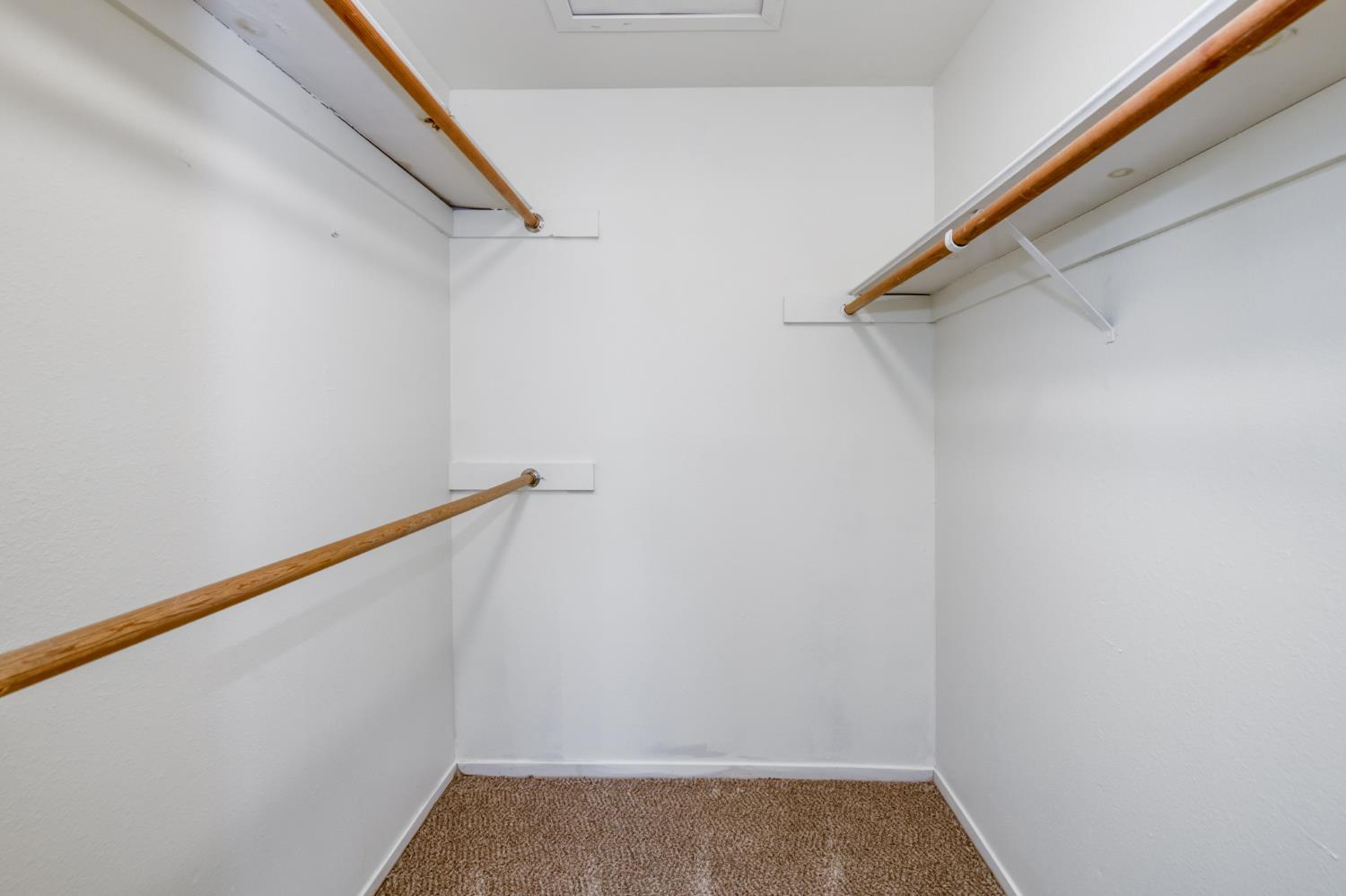 1068 W Browning Ave #B, Fresno, CA 93711