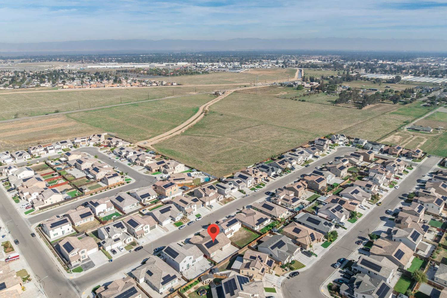 6433 W Acacia Ave, Fresno, CA 93723