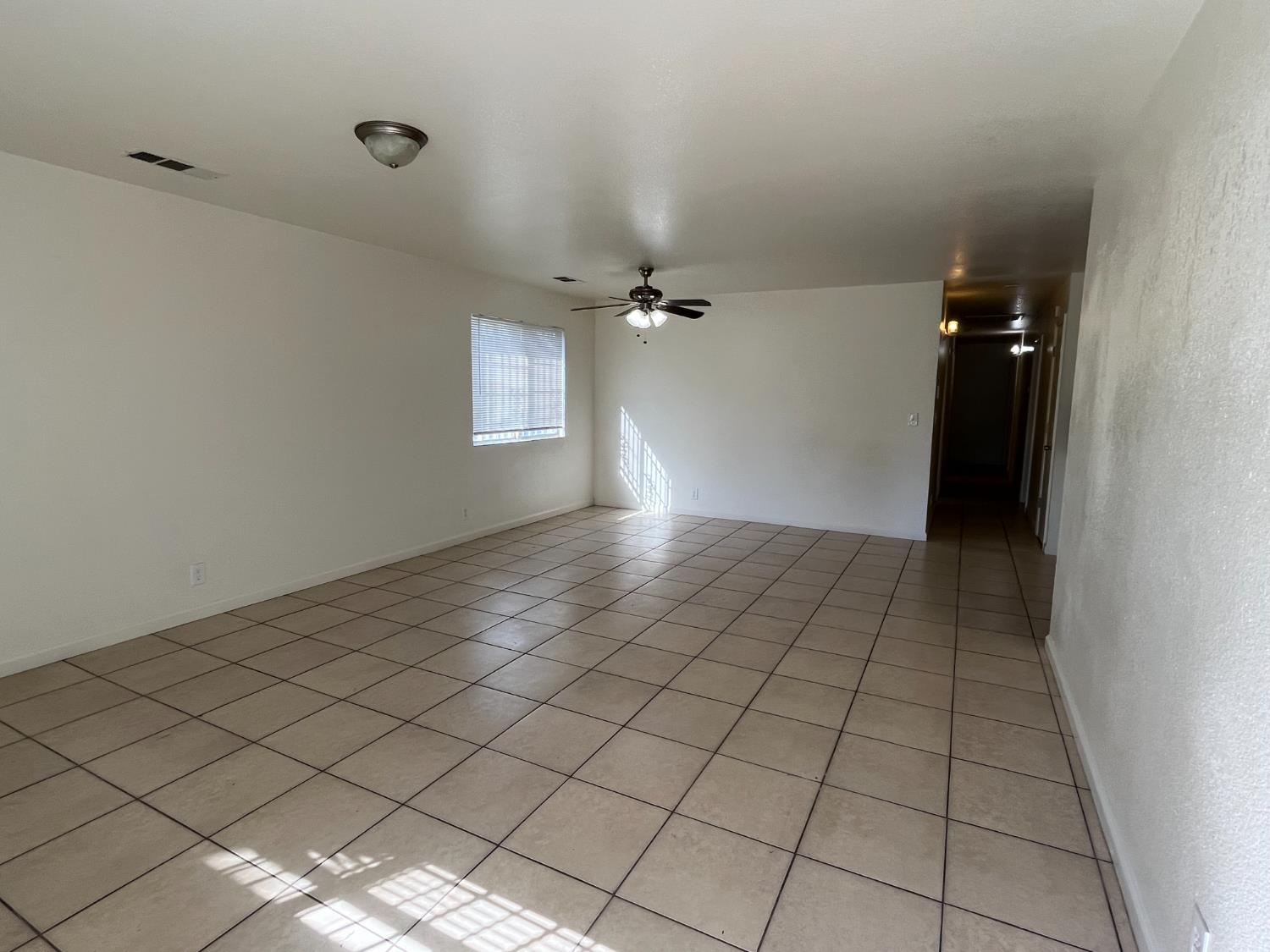 145 E Oleander Ave, Fresno, CA 93706