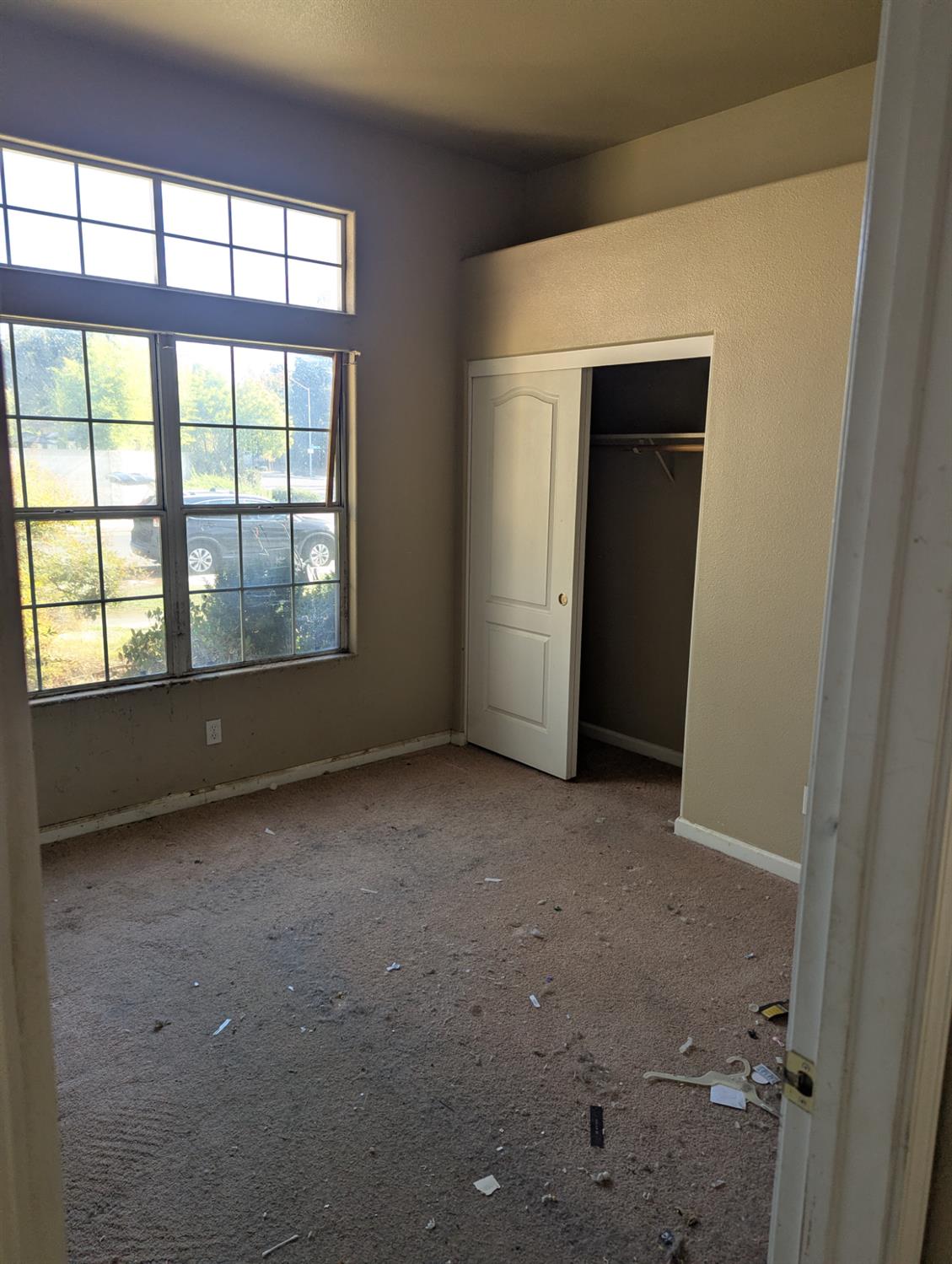 7711 N Ivanhoe Ave, Fresno, CA 93722