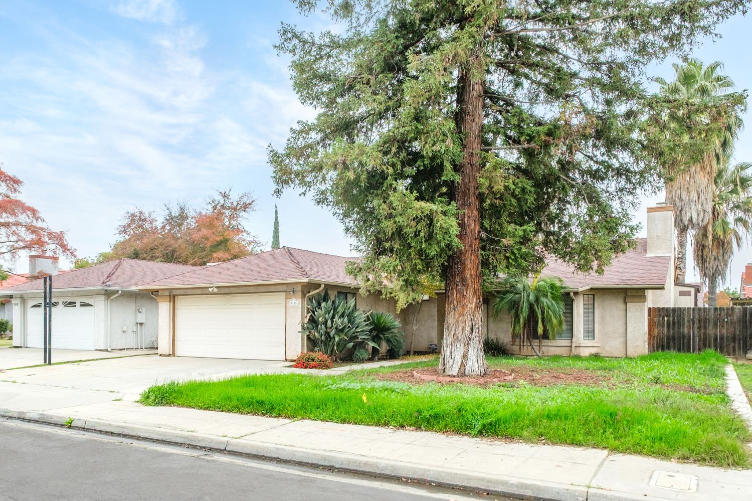 3670 W Fedora Ave, Fresno, CA 93722