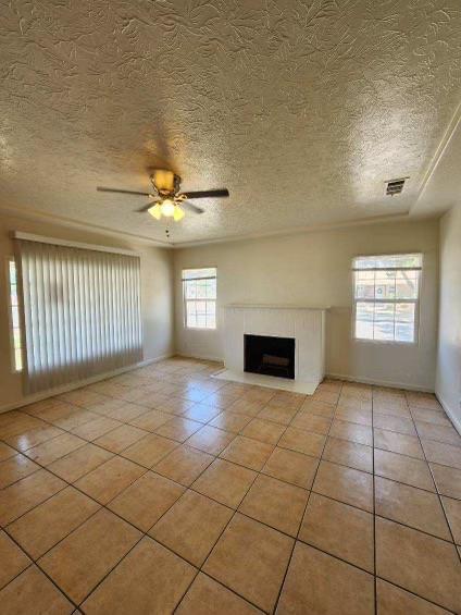 54 E Kearney Blvd, Fresno, CA 93706