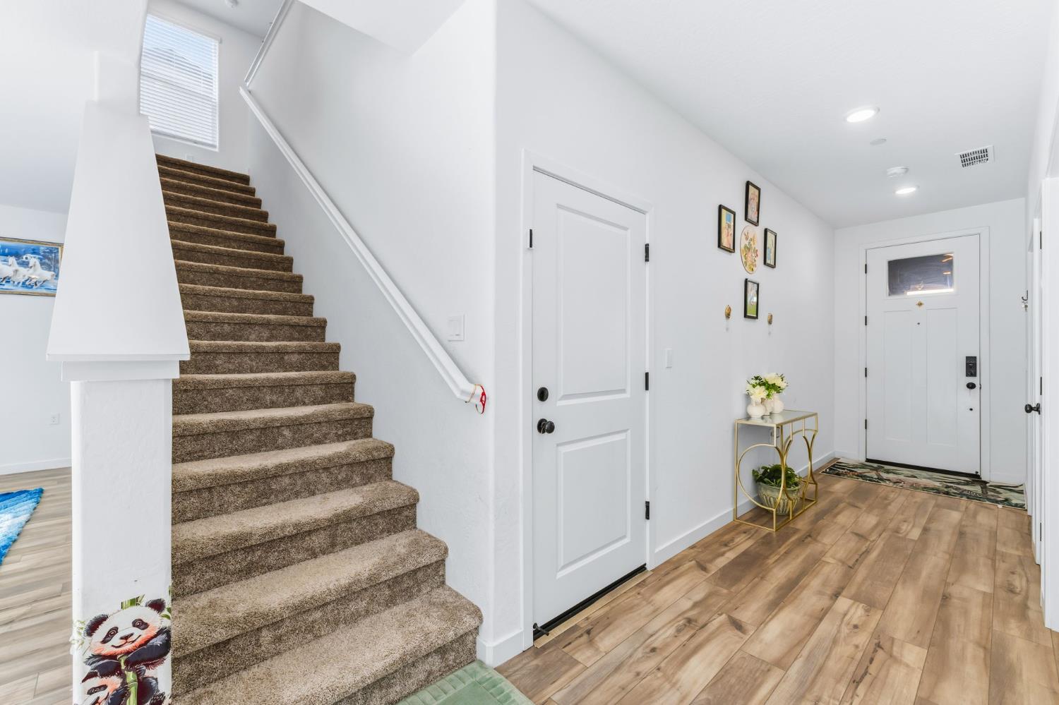 6293 W Willis Ave, Fresno, CA 93723