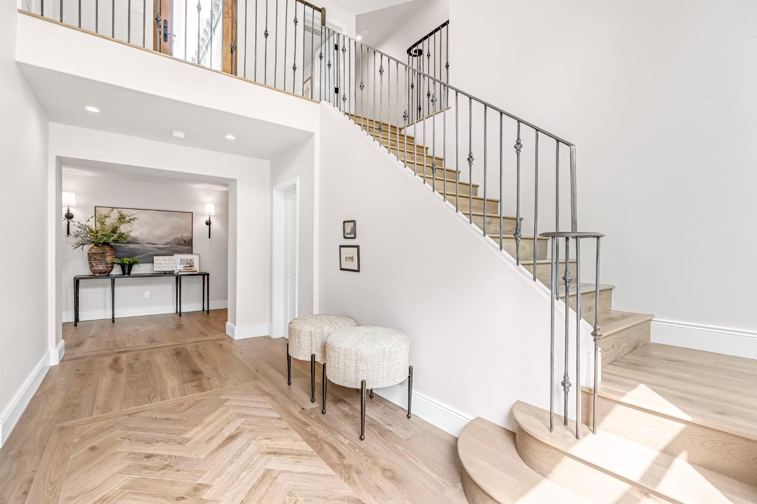 4689 N Van Ness Blvd, Fresno, CA 93704