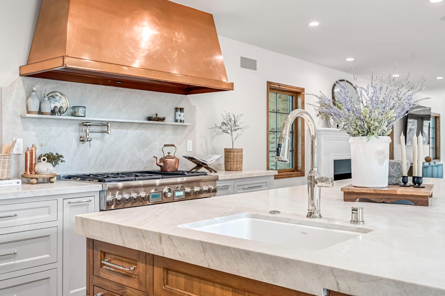 4689 N Van Ness Blvd, Fresno, CA 93704