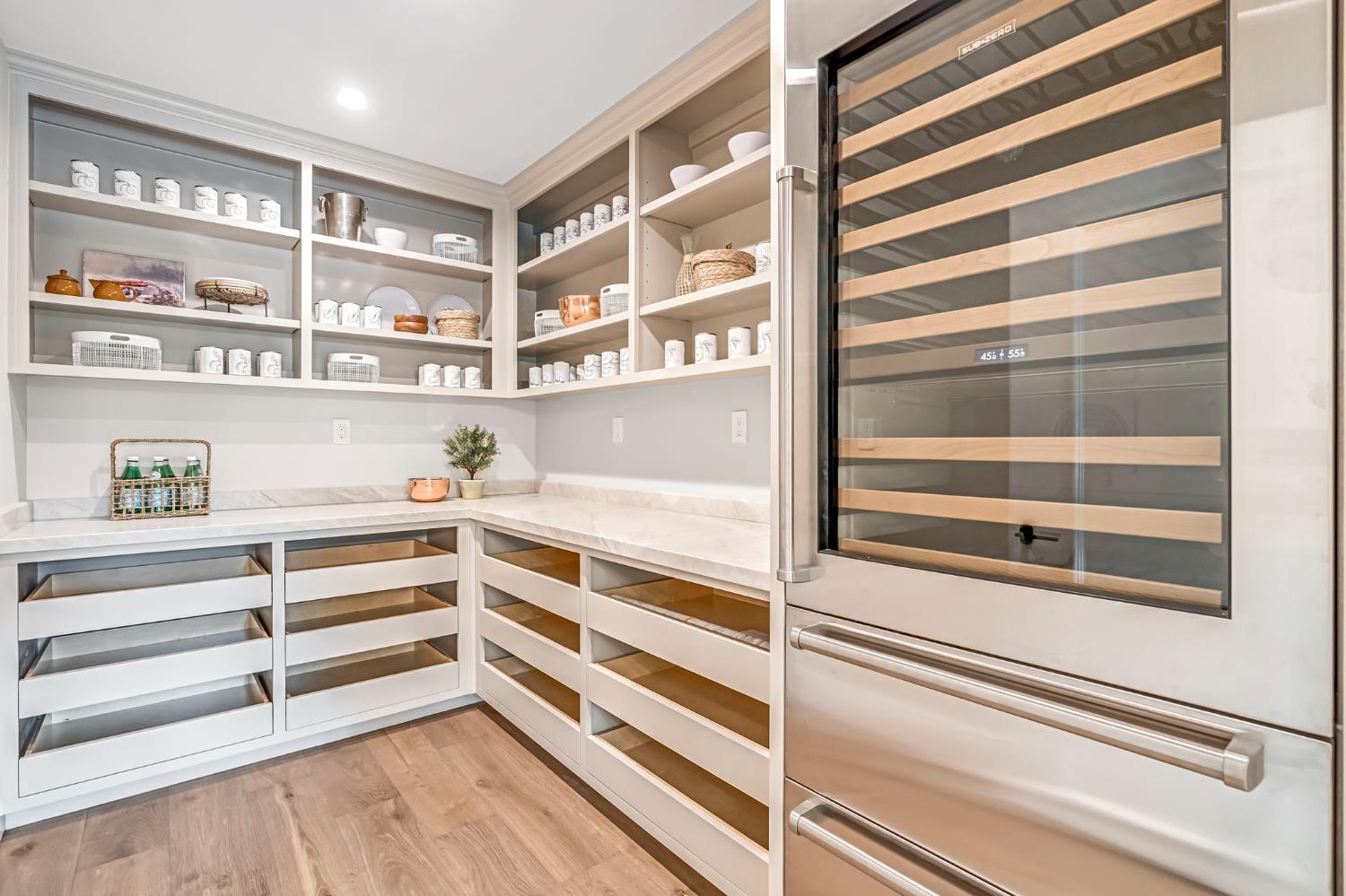 4689 N Van Ness Blvd, Fresno, CA 93704