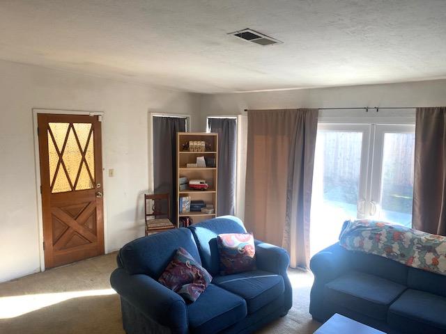 2938 E Willis Ave, Fresno, CA 93726