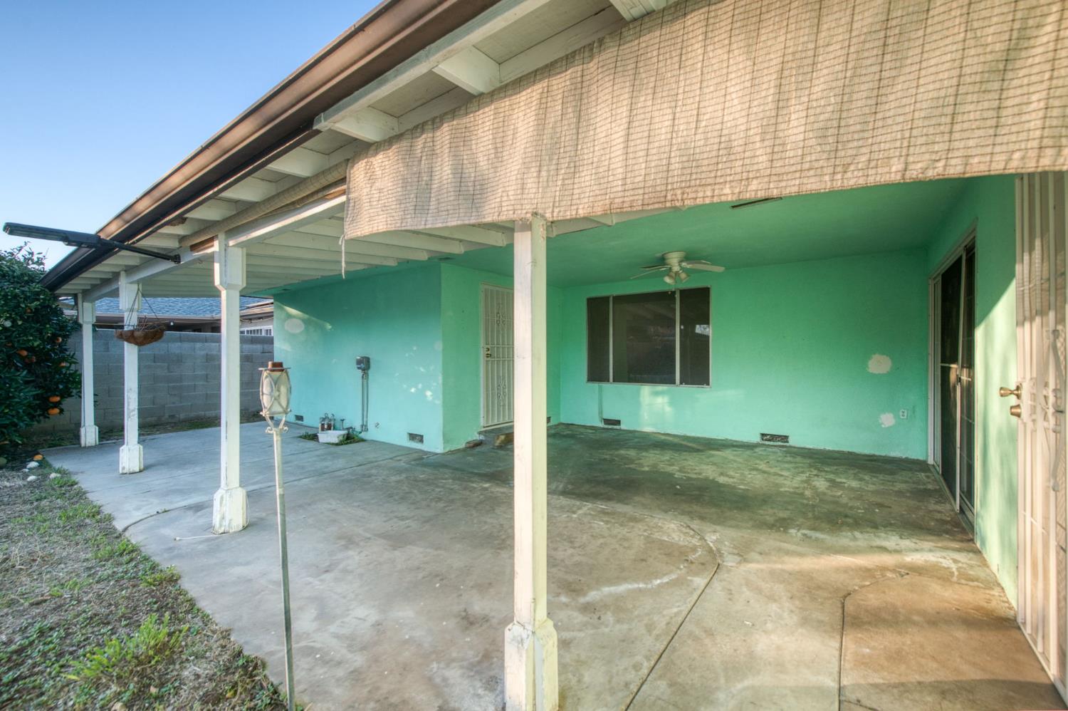 1567 E Mesa Ave, Fresno, CA 93710