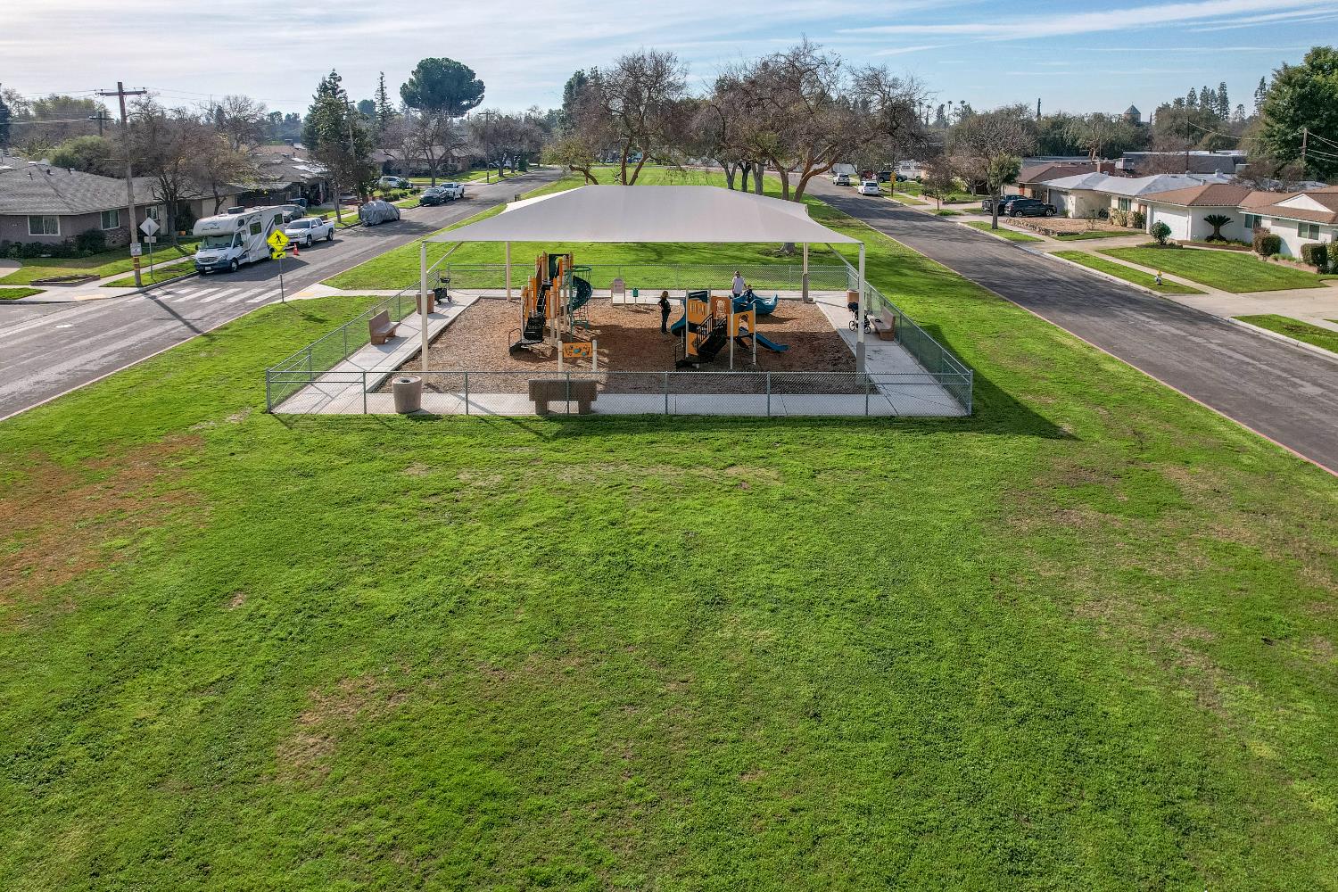 3955 N Tollhouse Rd, Fresno, CA 93726