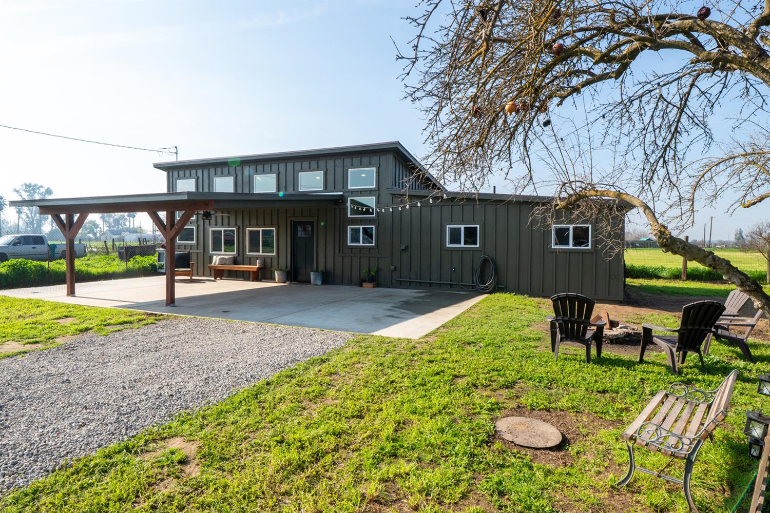 3587 W Madison Ave, Fresno, CA 93706