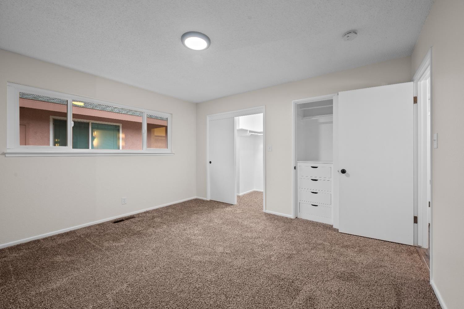 2834 N Hughes Ave, Fresno, CA 93705