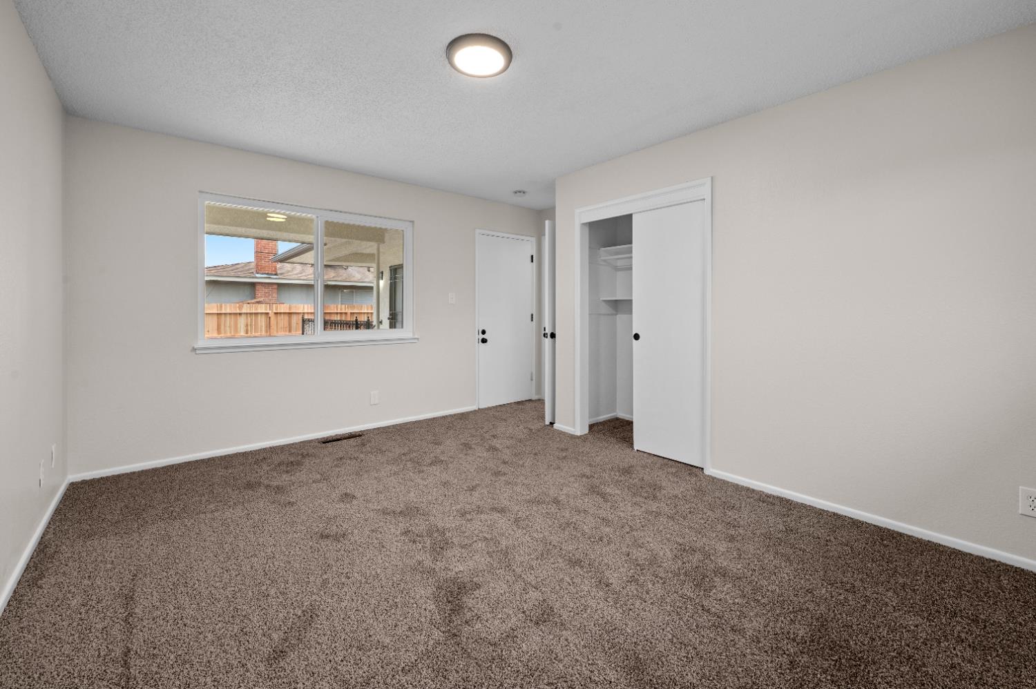 2834 N Hughes Ave, Fresno, CA 93705