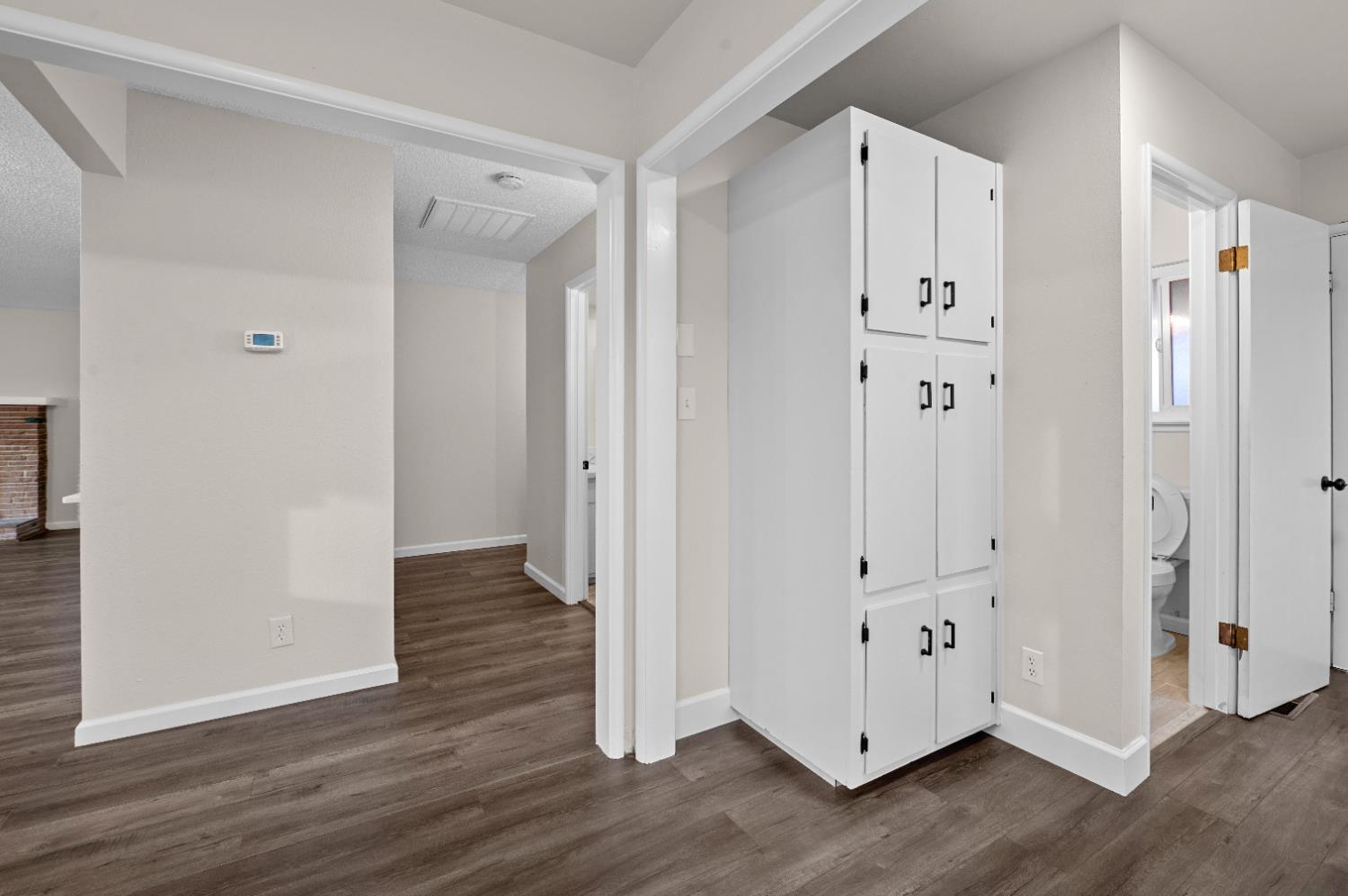 2834 N Hughes Ave, Fresno, CA 93705