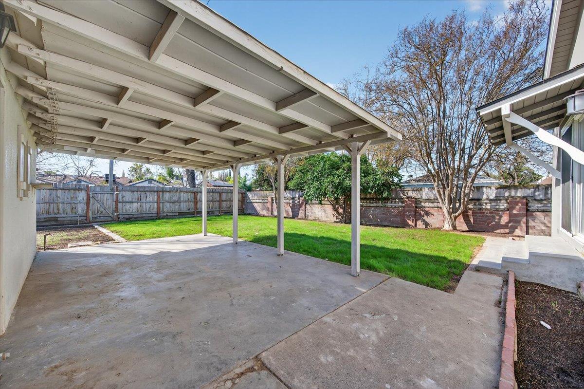 1146 E Cortland, Fresno, CA 93704