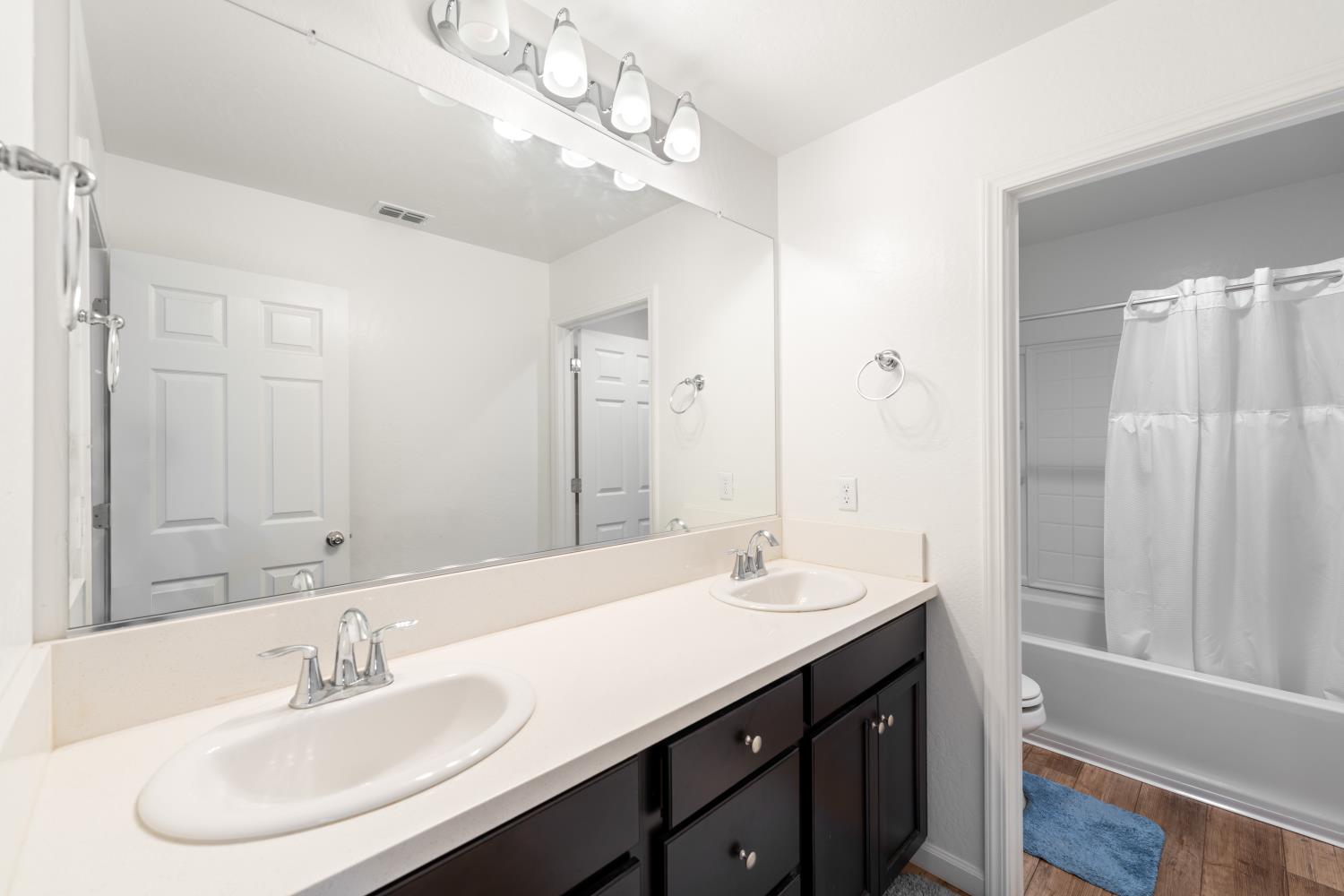 6660 E Yale Ave, Fresno, CA 93727