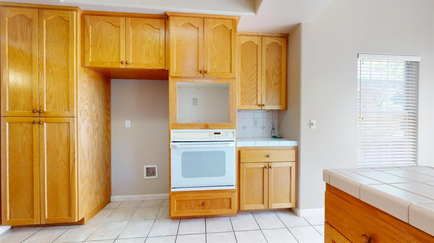 2808 W Brentford Ct, Fresno, CA 93711