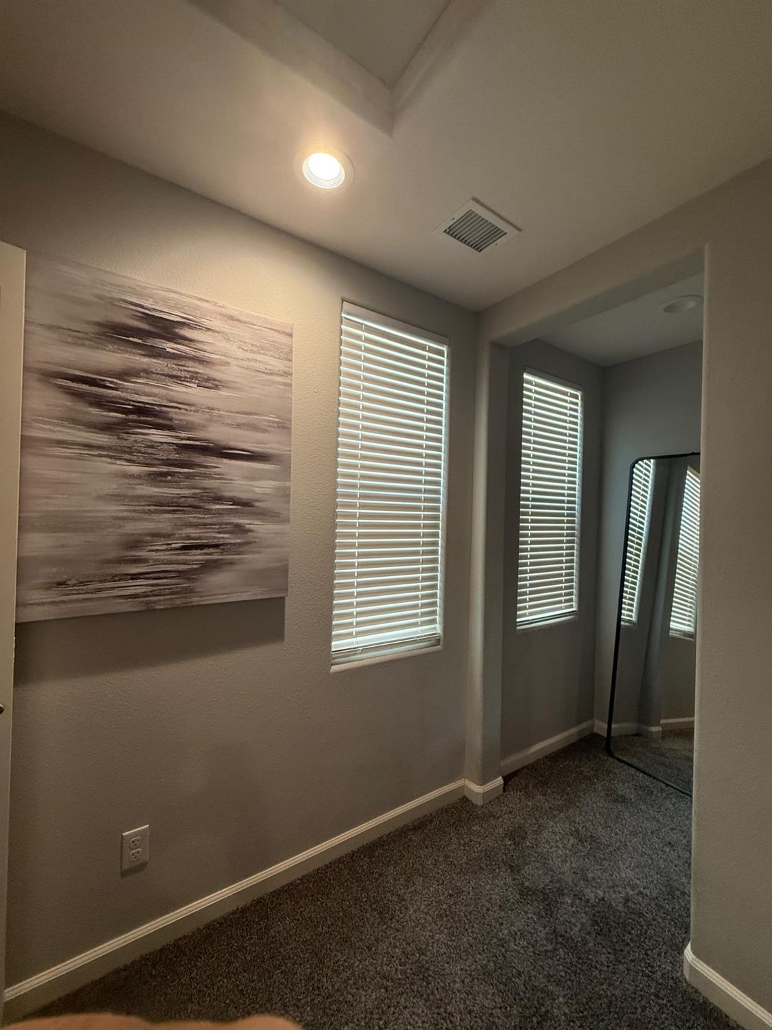 6347 N Alta Vista Ln, Fresno, CA 93722