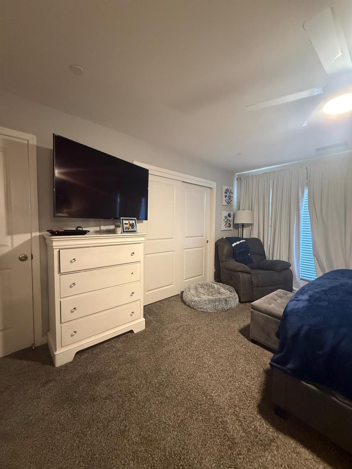 6347 N Alta Vista Ln, Fresno, CA 93722