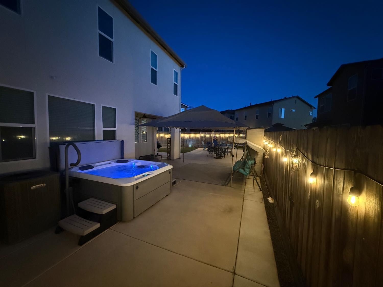 6347 N Alta Vista Ln, Fresno, CA 93722