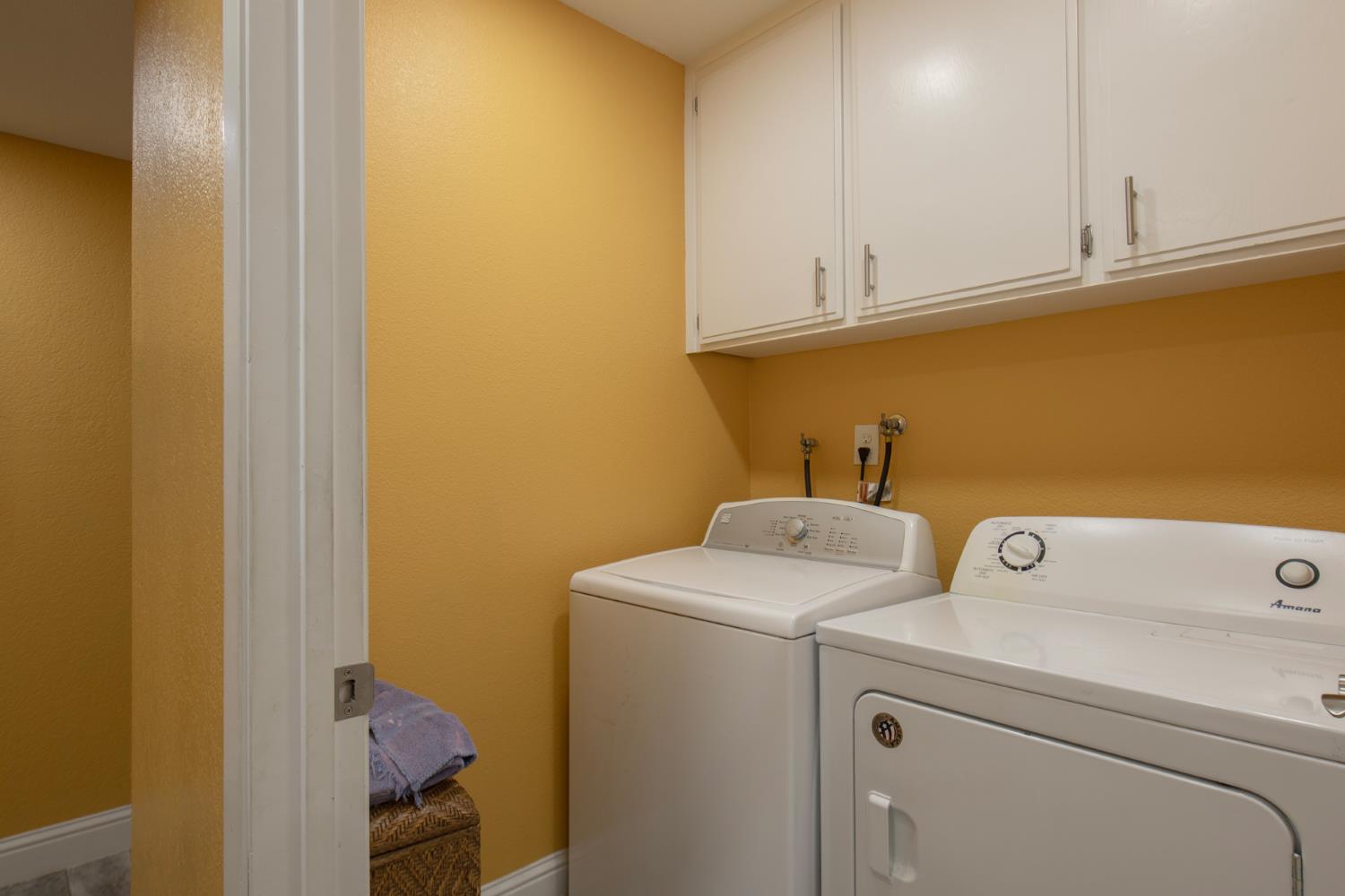 1915 W Santa Ana Ave, Fresno, CA 93705