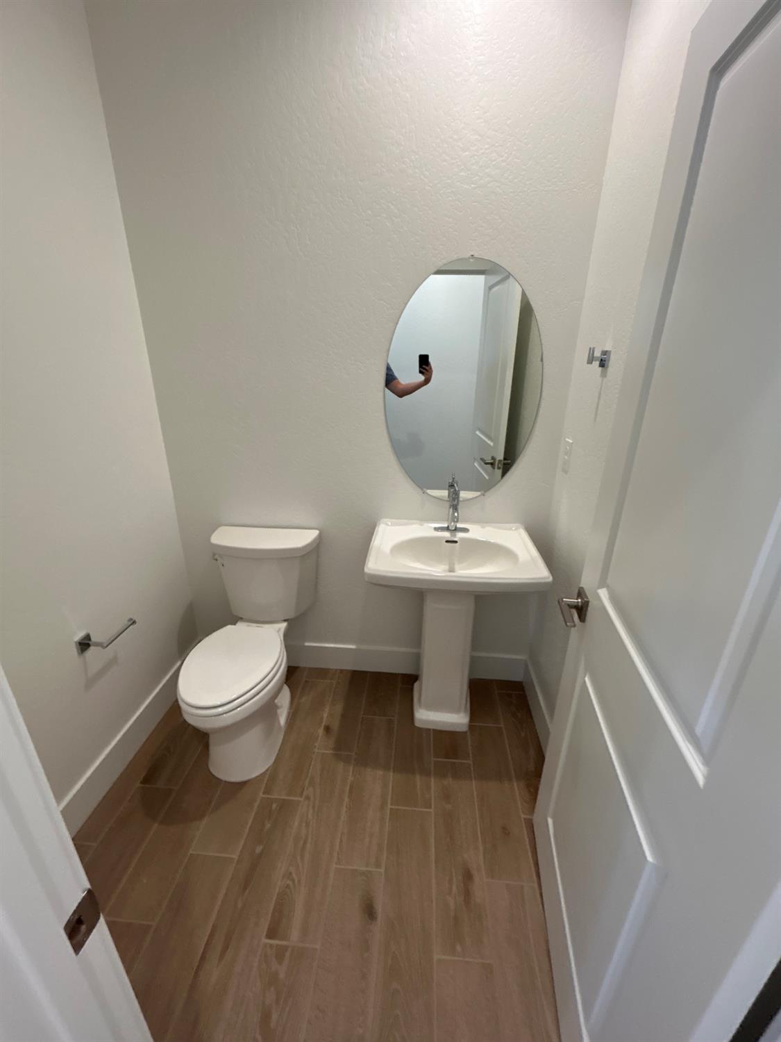 2813 E Corteza Dr, Fresno, CA 93730