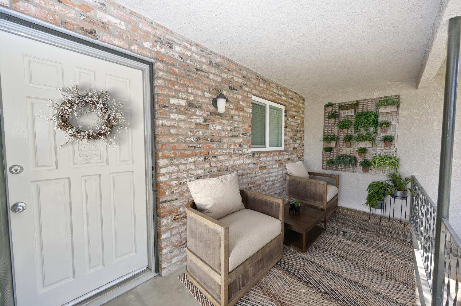 1728 W Fremont Ave, Fresno, CA 93711