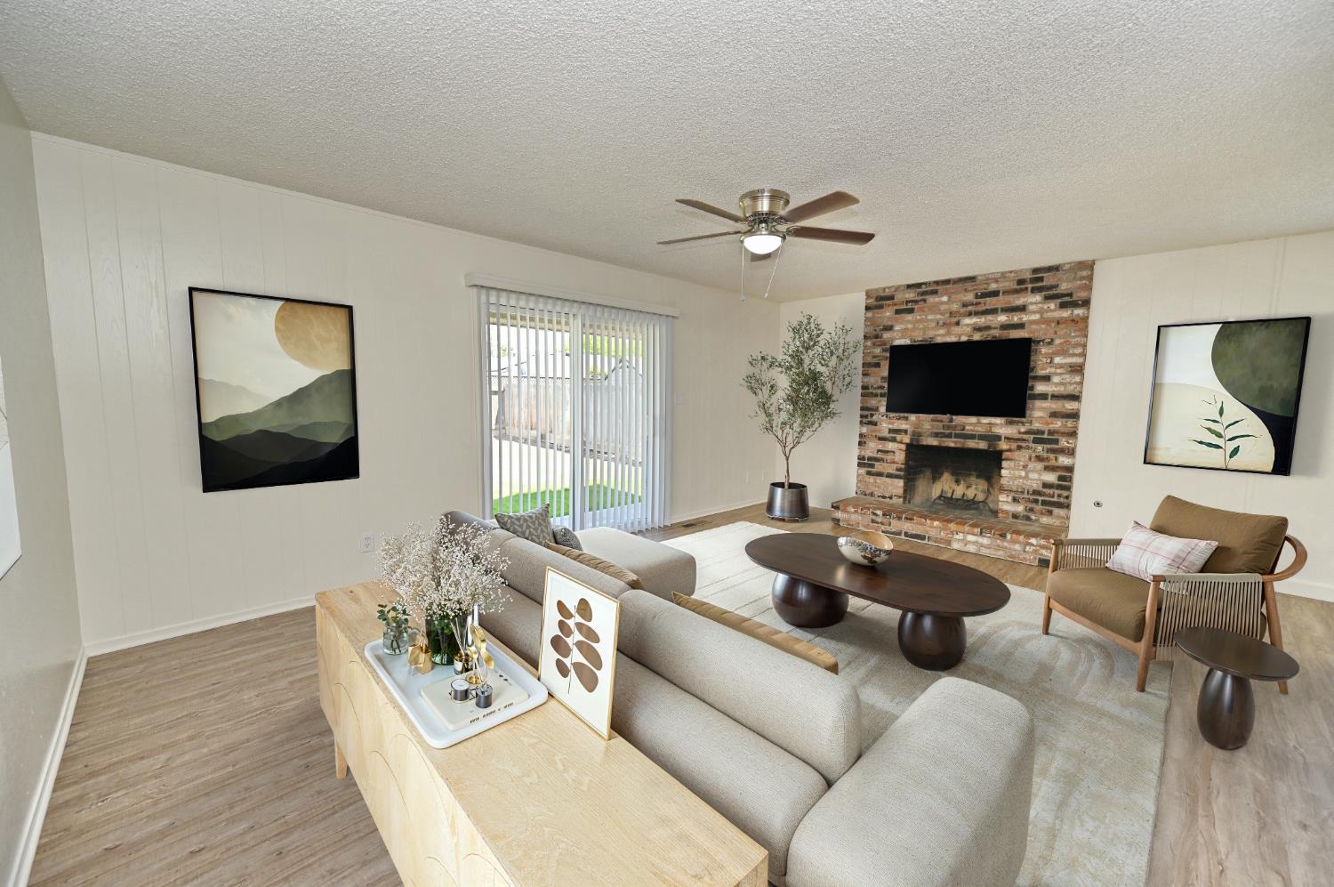 1728 W Fremont Ave, Fresno, CA 93711