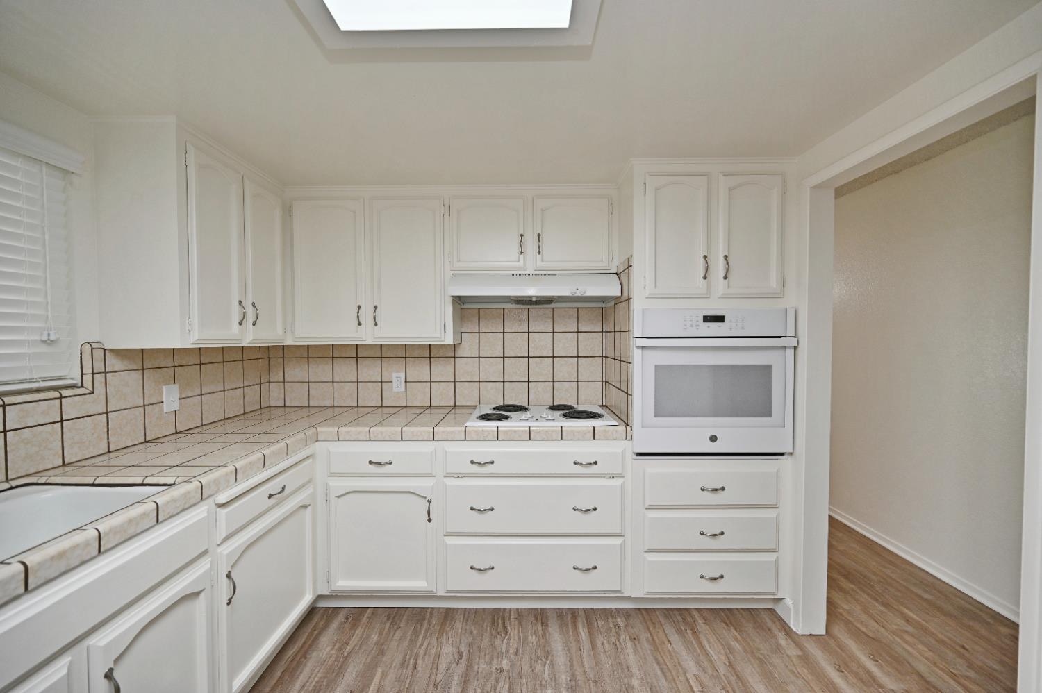 1728 W Fremont Ave, Fresno, CA 93711