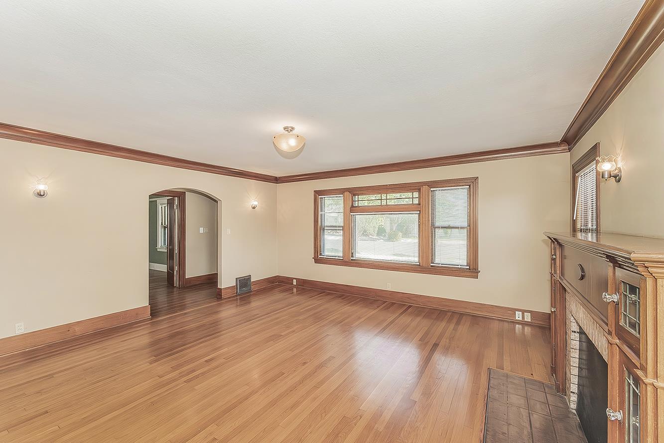 750 E Yale Ave, Fresno, CA 93704