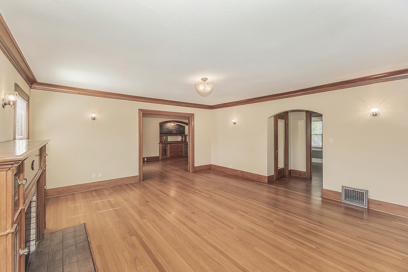 750 E Yale Ave, Fresno, CA 93704