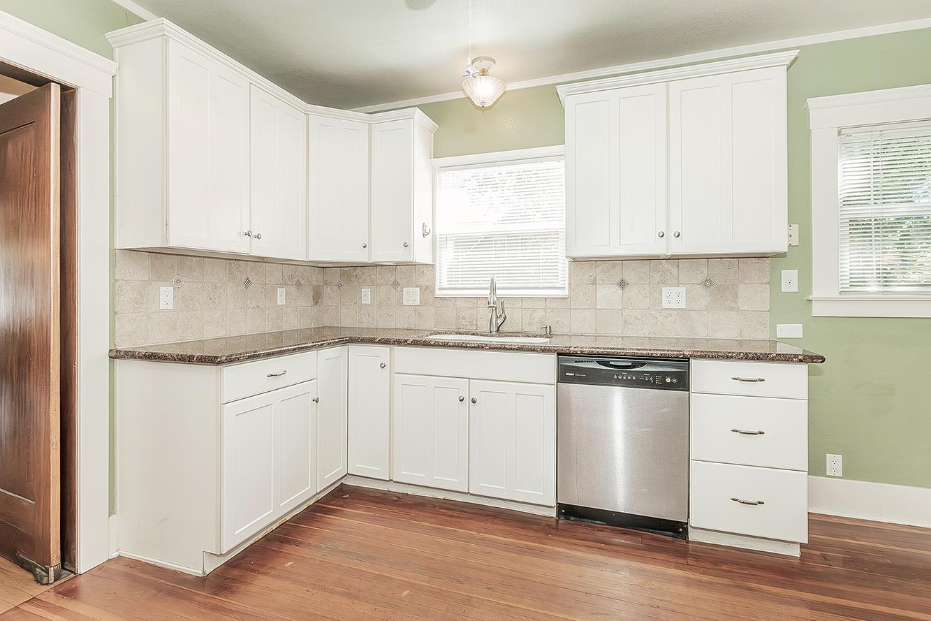 750 E Yale Ave, Fresno, CA 93704