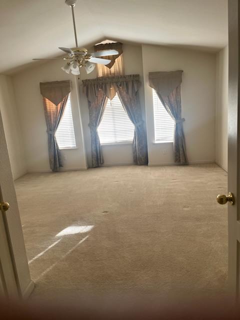 8002 N 5Th St, Fresno, CA 93720