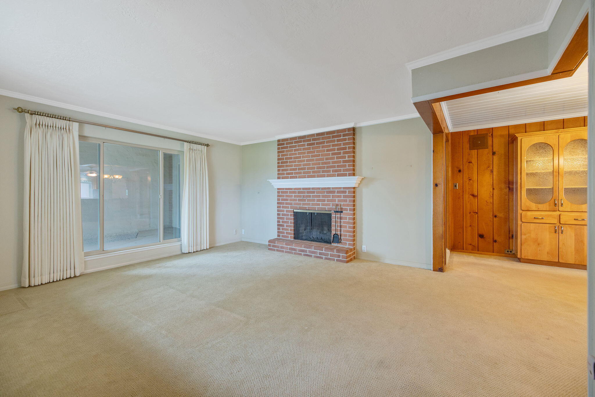 1714 N Blythe Ave, Fresno, CA 93722