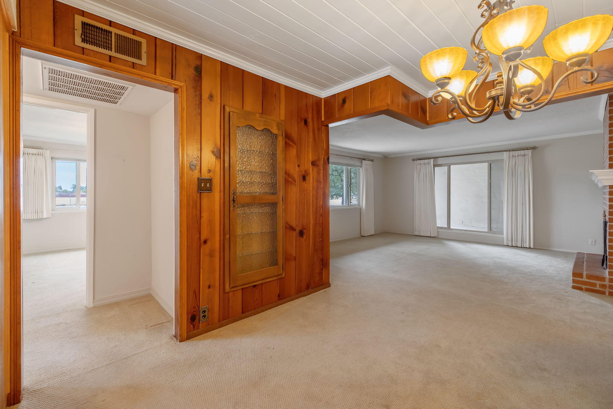 1714 N Blythe Ave, Fresno, CA 93722