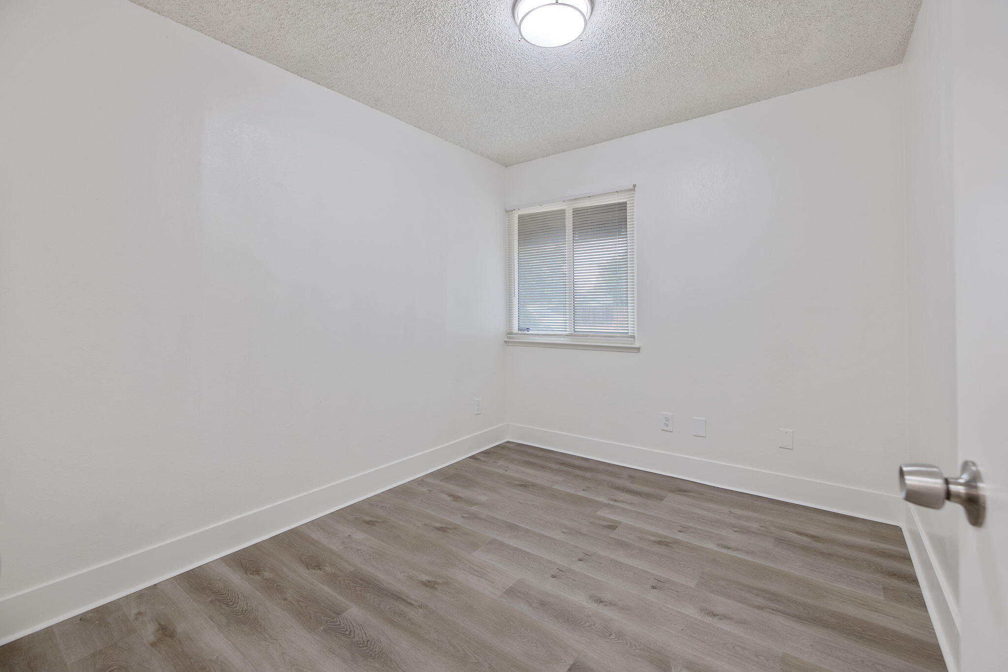 534 W Swift Ave, Fresno, CA 93705