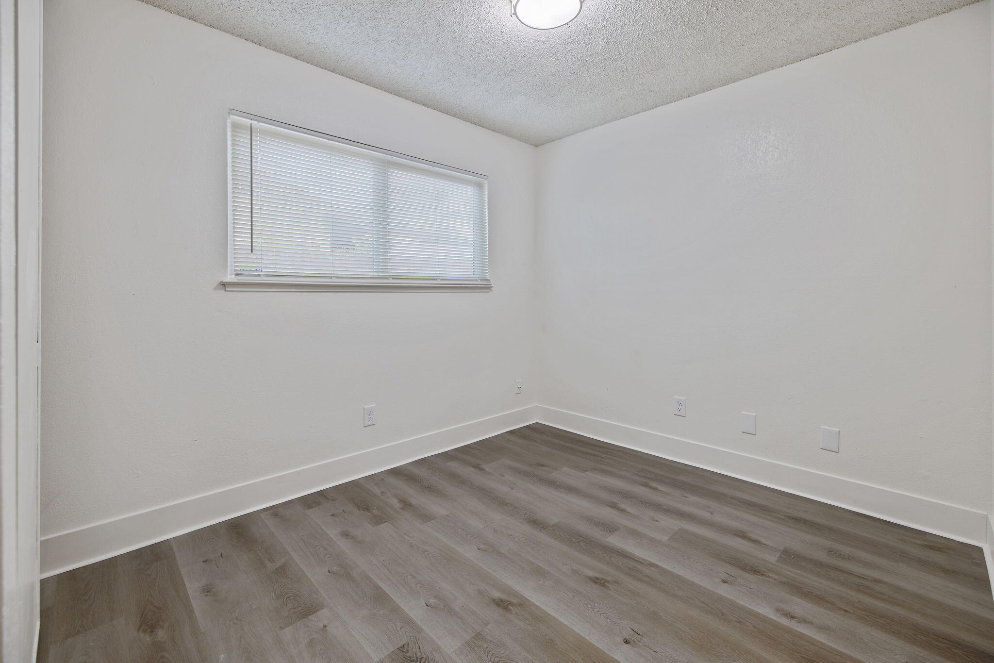 534 W Swift Ave, Fresno, CA 93705